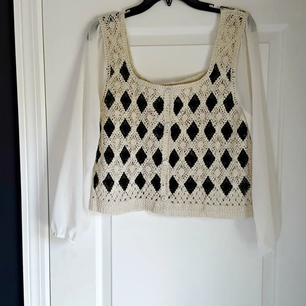 Lola Vested Blouse w/Diamond Crochet Pattern - Picture 8 of 8